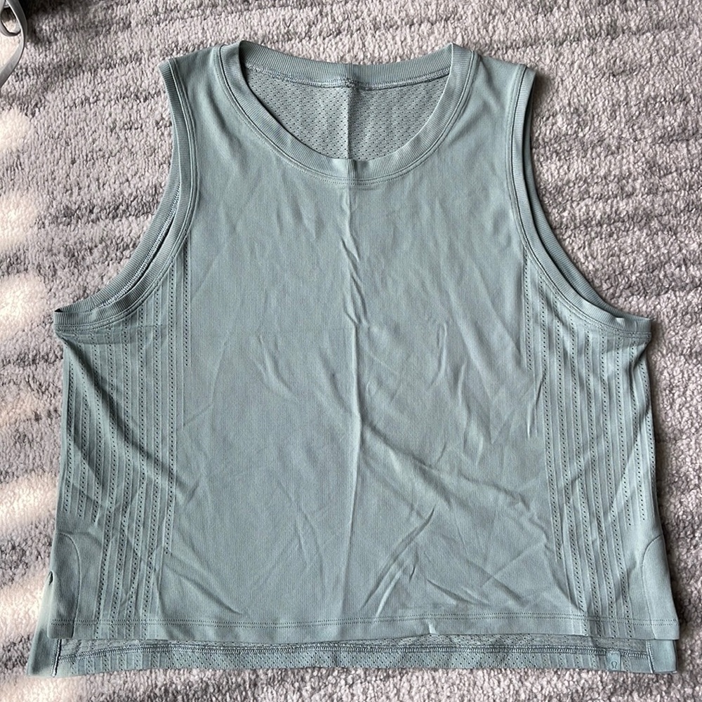 Lululemon Train To Be running tank